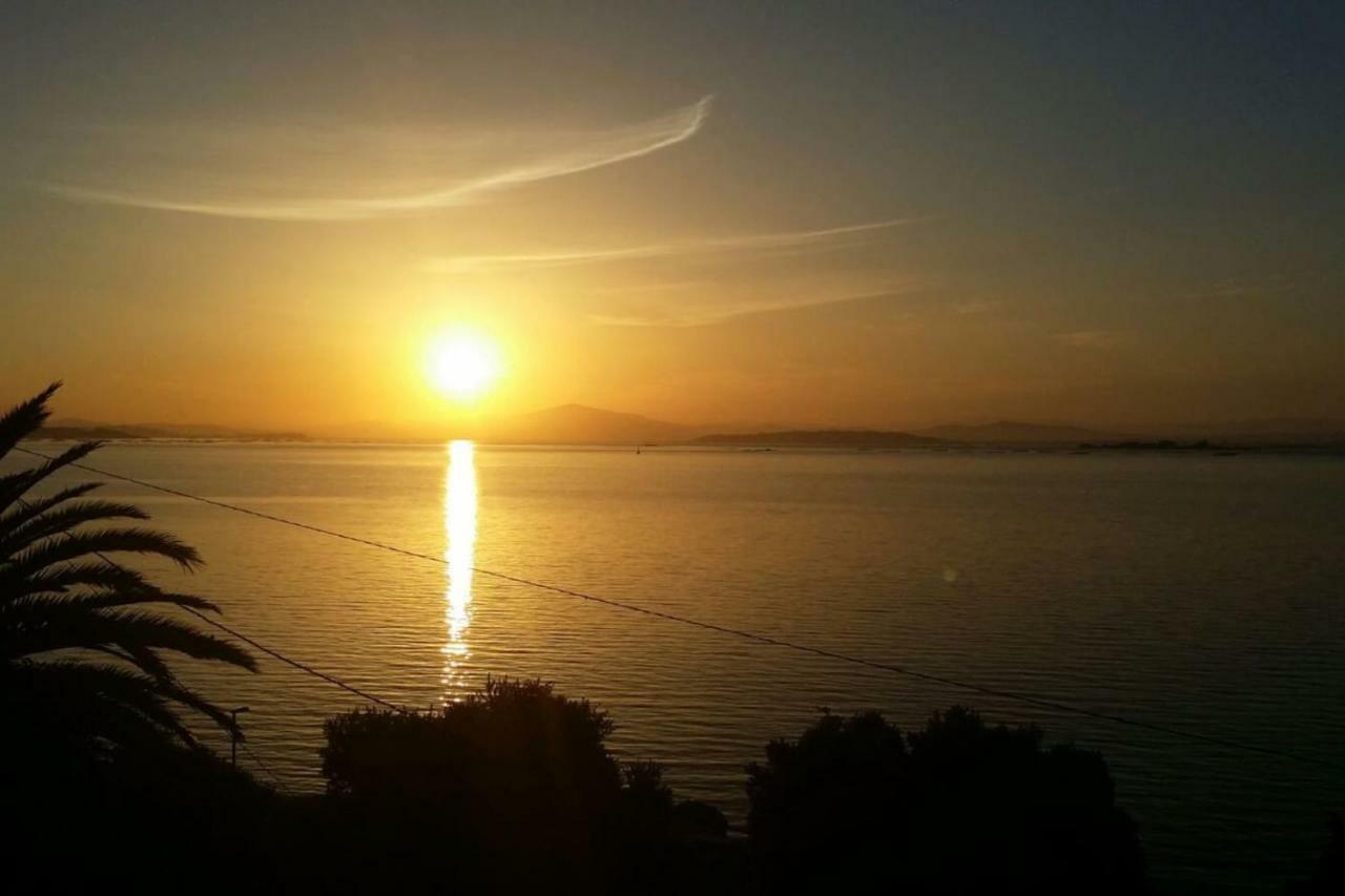 Apartamento romántico con el mar a tus pies Ribeira Esterno foto